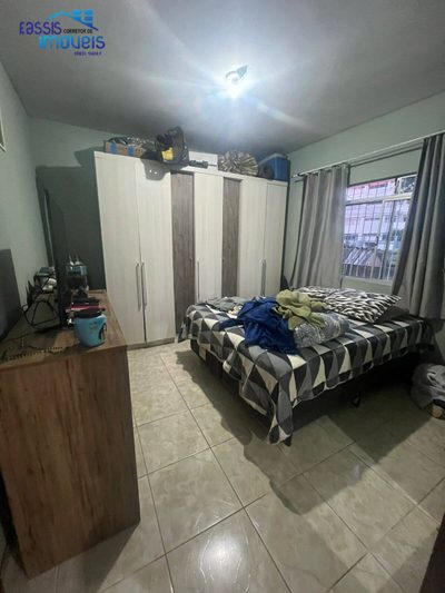 Casa, 3 quartos, 220 m² - Foto 2