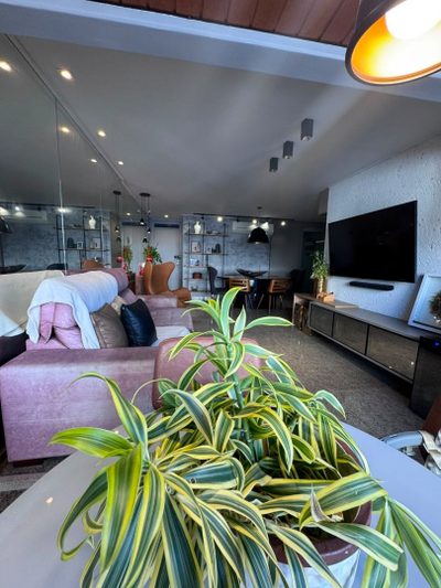 Apartamento, 3 quartos, 120 m² - Foto 1