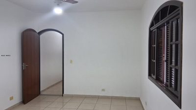 Casa, 1 quarto, 36 m² - Foto 1