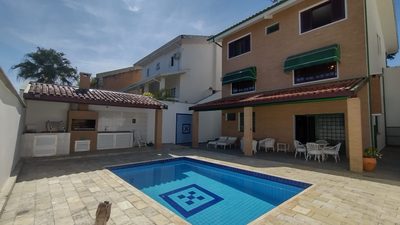 Sobrado, 4 quartos, 387 m² - Foto 1