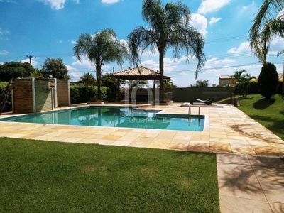 Sítio, 5 quartos, 2000 m² - Foto 1