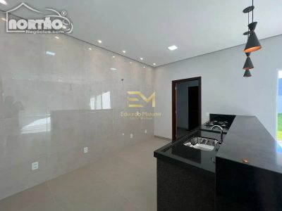 Casa, 3 quartos, 151 m² - Foto 4