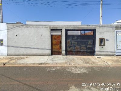 Casa, 2 quartos, 200 m² - Foto 1