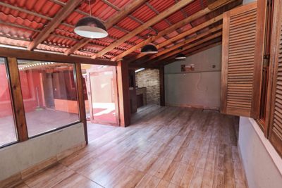 Casa, 2 quartos, 175 m² - Foto 1