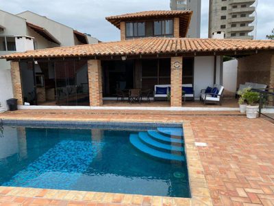 Casa, 5 quartos, 850 m² - Foto 1