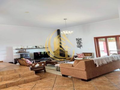 Casa, 3 quartos, 257 m² - Foto 4