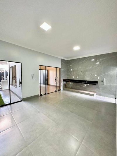 Casa, 3 quartos, 131 m² - Foto 2