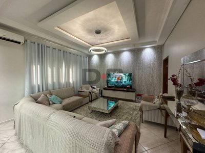 Chácara, 2 quartos, 645 m² - Foto 2