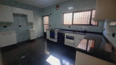 Casa, 3 quartos, 160 m² - Foto 1
