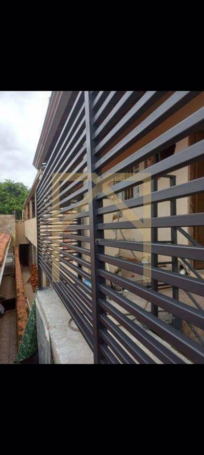 Casa, 6 quartos, 200 m² - Foto 1