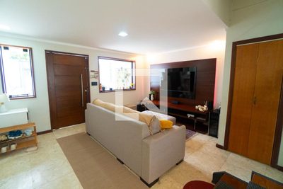 Casa, 7 quartos, 200 m² - Foto 3