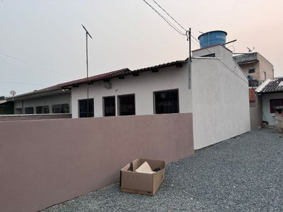 Casa, 3 quartos, 61 m² - Foto 2