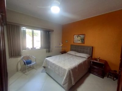 Casa, 2 quartos, 168 m² - Foto 1