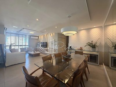 Apartamento, 3 quartos, 209 m² - Foto 1