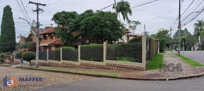 Casa, 3 quartos, 228 m² - Foto 1