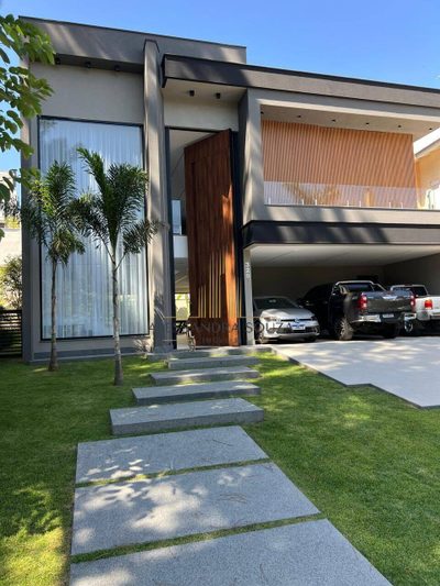 Casa, 4 quartos, 417 m² - Foto 1