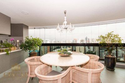 Apartamento, 3 quartos, 218 m² - Foto 4