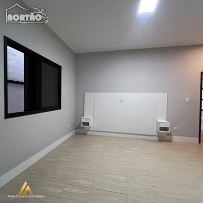Casa, 4 quartos, 170 m² - Foto 4