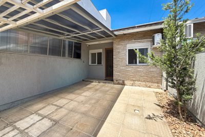 Casa, 2 quartos, 55 m² - Foto 1