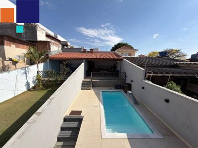 Sobrado, 3 quartos, 208 m² - Foto 1