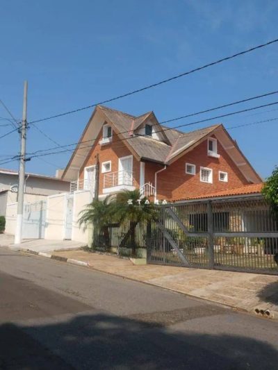 Casa, 5 quartos, 410 m² - Foto 1