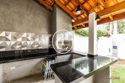 Casa, 5 quartos, 203 m² - Foto 3