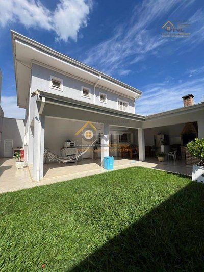 Casa, 3 quartos, 300 m² - Foto 1