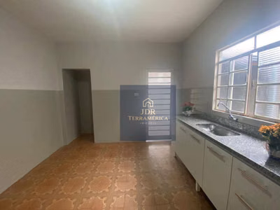 Casa, 2 quartos, 88 m² - Foto 1