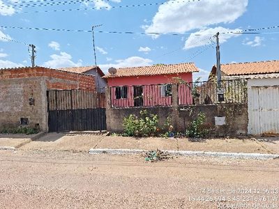 Casa, 2 quartos, 180 m² - Foto 1