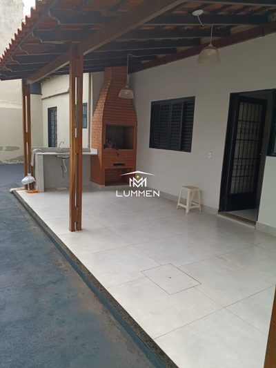 Casa, 4 quartos, 257 m² - Foto 2