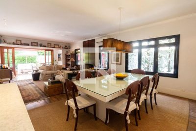Casa, 3 quartos, 300 m² - Foto 1
