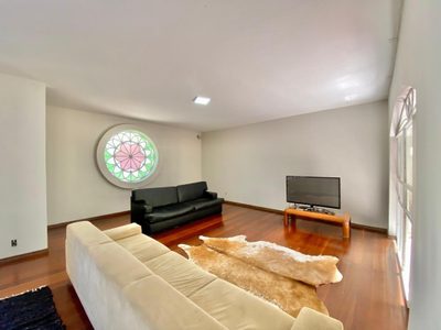 Casa, 5 quartos, 312 m² - Foto 2