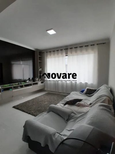 Casa, 4 quartos, 260 m² - Foto 2