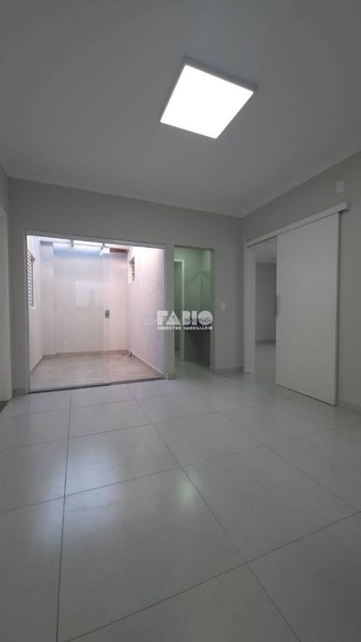 Casa, 3 quartos, 200 m² - Foto 3