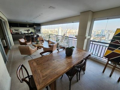 Apartamento, 3 quartos, 184 m² - Foto 1