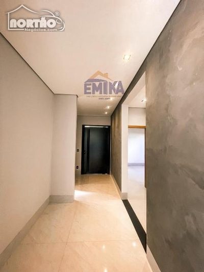 Casa, 3 quartos, 217 m² - Foto 3