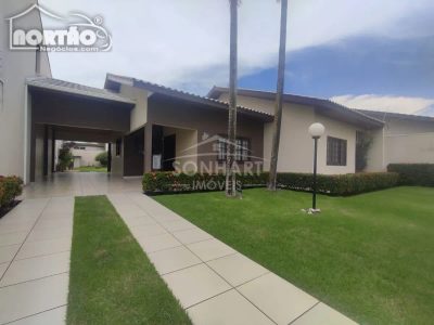 Casa, 4 quartos, 228 m² - Foto 1