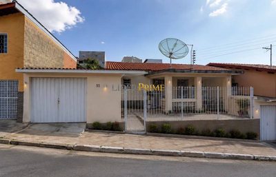 Casa, 3 quartos, 130 m² - Foto 1