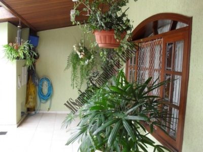 Casa, 3 quartos, 220 m² - Foto 1