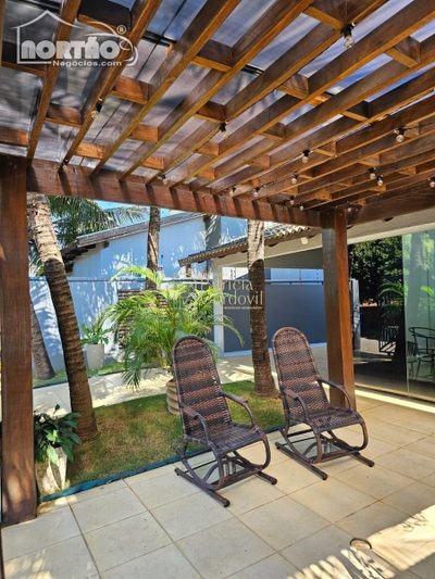 Casa, 4 quartos, 200 m² - Foto 2