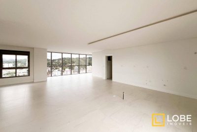 Apartamento, 3 quartos, 174 m² - Foto 1