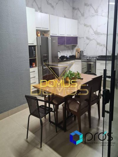 Casa, 3 quartos, 132 m² - Foto 1