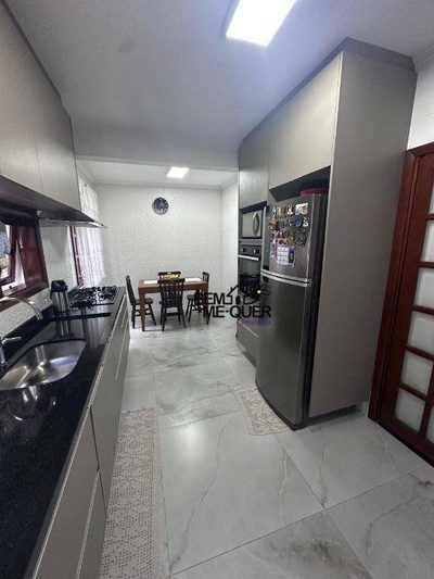 Sobrado, 3 quartos, 207 m² - Foto 5