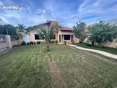 Casa, 4 quartos, 209 m² - Foto 1
