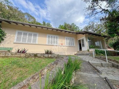 Casa, 2 quartos, 225 m² - Foto 1