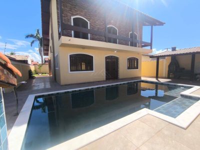 Casa, 4 quartos, 217 m² - Foto 1