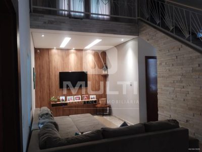 Casa, 3 quartos, 303 m² - Foto 2