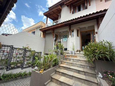 Sobrado, 4 quartos, 230 m² - Foto 2