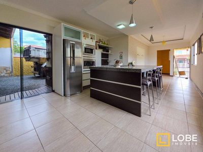 Casa, 3 quartos, 240 m² - Foto 5