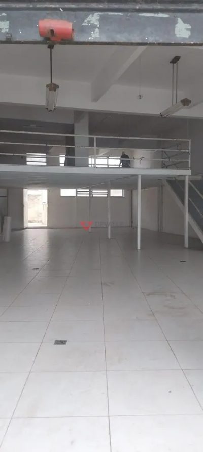 Loja-Salão, 200 m² - Foto 2